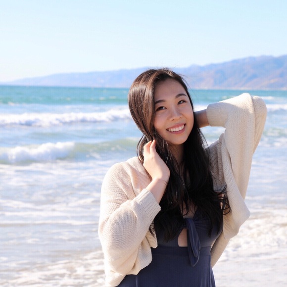 Meet your Posher, Shirley - Picture 1 of 2